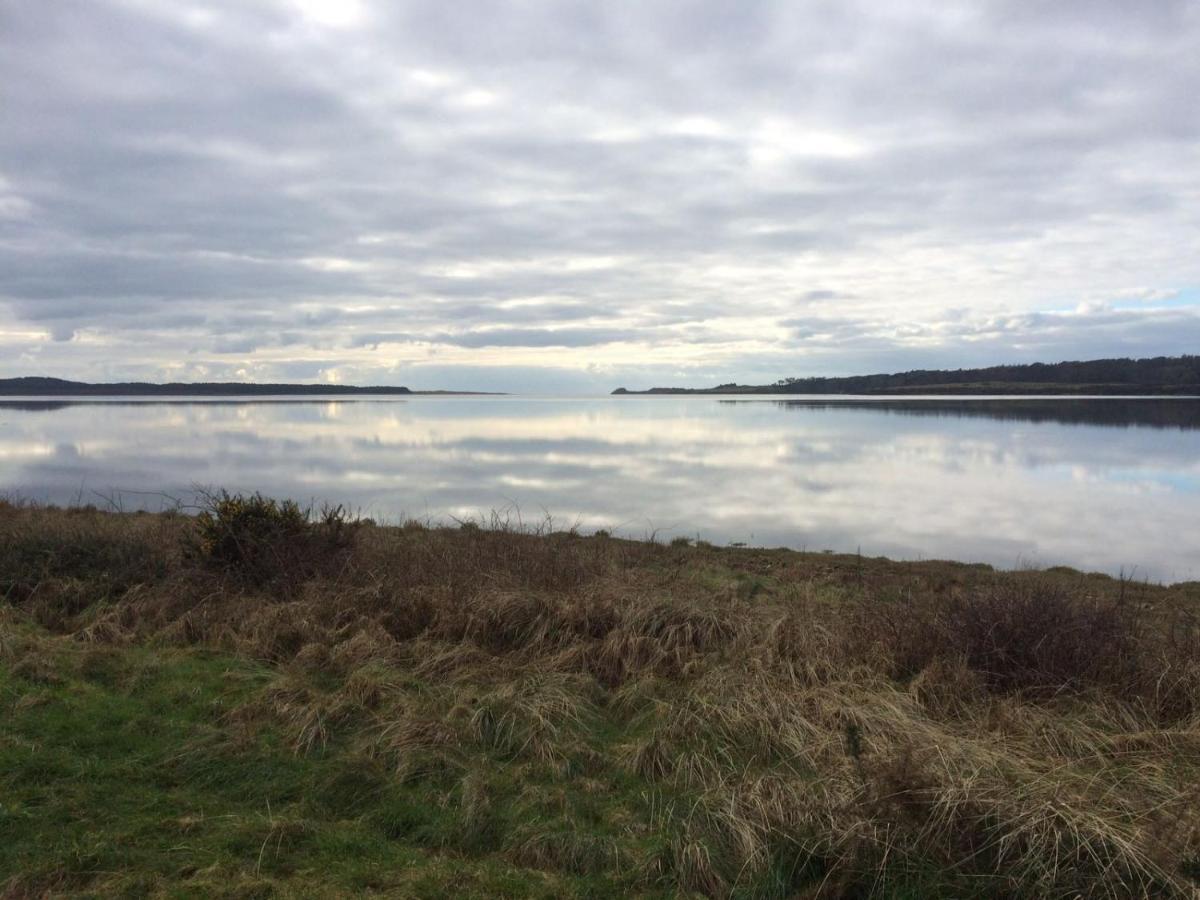 Llanw Malltraeth - Malltraeth Tides Llangadwaladr  Exterior photo